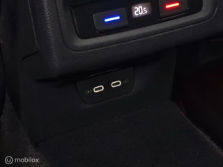 Volkswagen Golf Volkswagen Golf 2.0 TSI GTI Panorama/IQ Light/H&K/Keyless/Camera - afbeelding nr 41