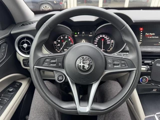 Alfa Romeo Stelvio Leder | Keyless | Elek. achterklep | Camera - afbeelding nr 21