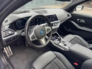 BMW 3 Serie BMW 3 Serie Touring 330e High Executive M-Sport Panoramadak Adapt BTWLED - afbeelding nr 13