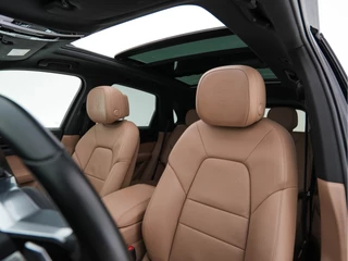 Porsche Cayenne (INCL-BTW) *PANO | NAPPA-LEATHER | FULL-LED | BOSE-SURROUND | MEMORY-PACK | AIR-SUPENSION | NAVI-FULLMAP | CAMERA | DAB+ | SPORT-SEATS | 22''ALU* - afbeelding nr 27