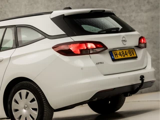 Opel Astra (APPLE CARPLAY, NAVIGATIE, PARKEERSENSOREN, SPORTSTOELEN, CRUISE, NIEUWE APK, TREKHAAK, NIEUWE APK, NIEUWSTAAT) - afbeelding nr 11