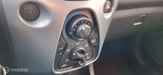 Toyota Aygo Toyota Aygo 1.0 VVT-i X-Play / Airco / Apple carplay- Android / Cruise control - afbeelding nr 24