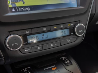 Toyota Avensis Toyota Avensis Touring Sports 1.8 VVT-i Bus. Pro - afbeelding nr 16