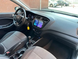 Hyundai i20 Hyundai I20 1.2 LP i-Drive Cool 5 Deurs Airco Navi Carplay - afbeelding nr 3