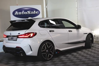 BMW 1 Serie BMW 1 Serie 118i M-Performance M-Sport H&K LEDER SFEER '20 - afbeelding nr 7