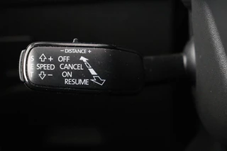SEAT Leon SEAT Leon 1.5 TSI FR Intens | Trekhaak | Adaptive cruise |  Carplay | Camera | Sfeerverlichting | Full LED | Keyless | Navigatie | Sportstoelen - afbeelding nr 12