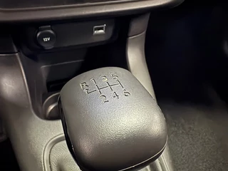 Citroën C3 Citroën C3 1.2 110pk Navigatie Multimedia USB Airco Parkeer sensor - afbeelding nr 13