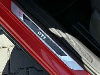 Volkswagen Polo Volkswagen Polo 2.0 TSI GTI, NIEUW MODEL, NAVI, AIRCO, CARPLAY, STOELVERWARMING, PARKEERSENSOREN VOOR/ACHTER, LICHTMETAAL 17