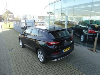 Opel Grandland X Opel Grandland X 1.2 Turbo Innovation automaat / 17.929km ! - afbeelding nr 3