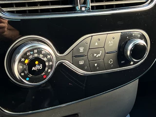 Renault Clio Renault Clio 1.2 TCe Limited | Volledig Onderhouden | Navigatie | Cruise Control | Climate Control | Stoelverwarming | Parkeersens - afbeelding nr 14