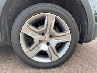 Dacia Sandero Stepway Dacia Sandero Stepway 1.0 SCe 5deurs Laureate Airco,Navigatie - afbeelding nr 15