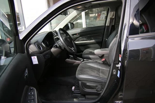 Suzuki Vitara Suzuki Vitara 1.5 Hybrid Style - afbeelding nr 25