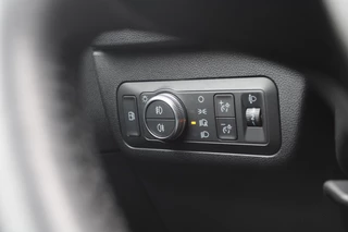 Ford Kuga Ford Kuga 2.5 PHEV Titanium | Dealeronderhouden | Adaptive cruise control | Winter Pack | Dodehoeksensoren | Camera - afbeelding nr 19