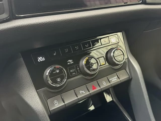 Škoda Kodiaq Skoda Kodiaq 1.5 TSI Sportline Automaat | Trekhaak uitklapbaar | Grootscherm navigatiesysteem | Stoelverwarming | Adaptieve cruise control | Dode hoek detectie | Canton HiFi | LED | Achteruitrijcamera | Parkeersensoren voor en achter - afbeelding nr 34