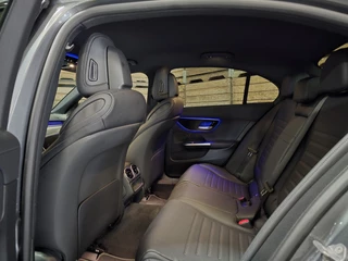 Mercedes-Benz C-Klasse Mercedes-Benz C-klasse 300 e AMG Line PHEV Leder LED Camera Sfeer Navi Trekhaak LM - afbeelding nr 7