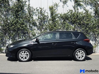 Toyota Auris Toyota Auris 1.8 Hybrid | Dynamic Go | Camera | - afbeelding nr 2