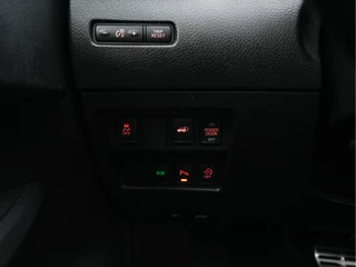 Nissan X-Trail Nissan X-Trail 1.6 dCi Tekna Aut. *PANO | LUXURY-LEATHER | LED-LIGHTS | TOP-VIEW | JBL-AUDIO | BLINDSPOT | KEYLESS | HEATED-COMFORT-SEATS | NAVI-FULLMAP | 19''ALU* - afbeelding nr 18