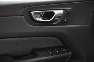 Volvo XC60 Volvo XC60 2.0 T8 AWD R-Design Lucht|Pano|Memory|Leder|Dodehoeksdetectie|Camera - afbeelding nr 37