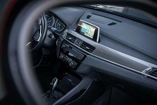 BMW X1 BMW X1 sDrive18i High Executive*PANO*NAVI*LEDER*AUTOMAAT*LED - afbeelding nr 32