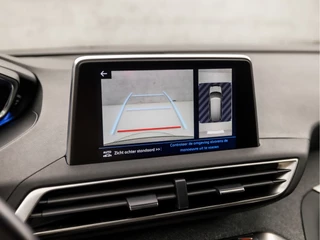Peugeot 5008 Automaat (APPLE CARPLAY, STOELVERWARMING, LEDER, GROOT NAVI, 360 CAMERA, KEYLESS, SPORTSTOELEN, GETINT GLAS, CRUISE, NIEUWE APK, NIEUWSTAAT) - afbeelding nr 17