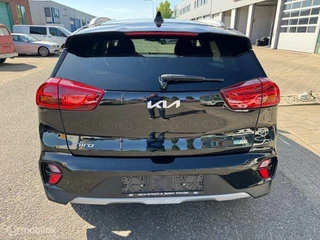 Kia Niro Kia Niro 1.6 GDi PHEV DynamicPlusLine  55km volledig electrisch rijden  Hierna hybride , Dodehoek detectie , Trekhaak afneembaar , Keyless entry , Navigatie , Camera , Parkeerhulp voor & Achter , fab garantie - afbeelding nr 4