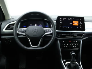 Volkswagen T-Roc Volkswagen T-Roc 1.5 TSI Life Bns | Private Lease 639,- | Navigatie | Camera | K - afbeelding nr 4