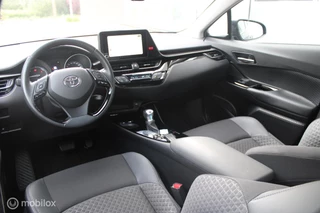 Toyota C-HR Toyota C-HR 1.8 Hybrid Dynamic 1e Eigenaar NL Auto | Parkeersensoren | Full Led. - afbeelding nr 27
