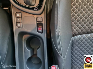 Toyota Yaris Toyota Yaris 1.5 Hybride Style Edition (Top Grade) stuur-stoelverwarming 10 Jaar fabrieksgarantie - afbeelding nr 15