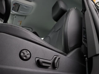 Opel Grandland X Opel Grandland X 1.6 Turbo Hybrid Elegance | Stoelventilatie |  Trekhaak | Leder | 360 Camera | Full LED | Memory | Navigatie | Stoelverwarming | Dodehoek detectie | PHEV - afbeelding nr 6