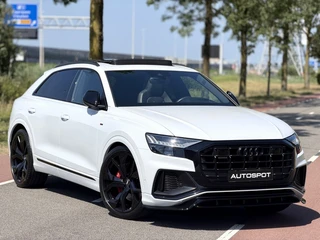 Audi Q8 55 TFSI e Quattro S-Line Pano Rs Zetels SQ8 Softclose