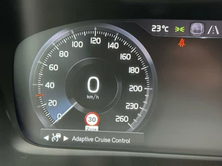 Volvo XC40 Volvo XC40 2.0 T4 Momentum Pro Pilot Assist|Trekhaak|190PK| - afbeelding nr 21