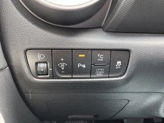 Hyundai Kona Hyundai Kona 1.6 GDI HEV Premium | Trekhaak 1350kg! | Leder | Navigatie | Sto - afbeelding nr 19