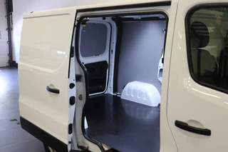 Renault Trafic - A/C Climate - Cruise - Navi - Trekhaak - €13.950,- Excl. - afbeelding nr 19