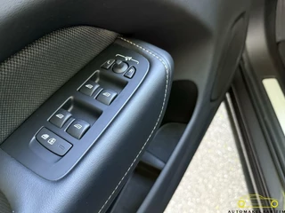 Volvo XC60 Volvo XC60 2.0 T8 Plug-in hybrid AWD R-Design / Pano / HK' - afbeelding nr 60