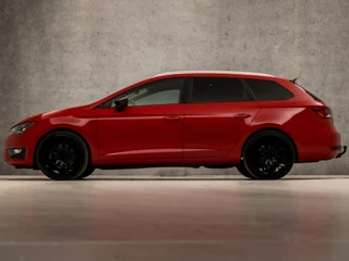 SEAT Leon SEAT Leon ST 1.4 TSI ACT FR Sport 150Pk Automaat (PANORAMADAK, NAVIGATIE, CLIMATE, LEDER/ALCANTARA, TREKHAAK, STOELVERWARMING, SPORTSTOELEN, LED KOPLAMPEN, GETINT GLAS, ADAPTIVE CRUISE, NIEUWE APK, NIEUWSTAAT) - afbeelding nr 2