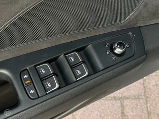 Audi A8 Audi A8 3.0 TDI quattro Pro Line+ Facelift Schuifdak Matrix Luchtvering Trekhaak NL Auto - afbeelding nr 9