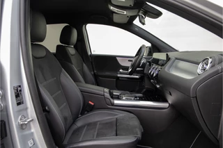 Mercedes-Benz B-Klasse Mercedes-Benz B-Klasse 250 e AMG Nightpack, Widescreen, Sfeerverlichting, Hybrid 2020 - afbeelding nr 18