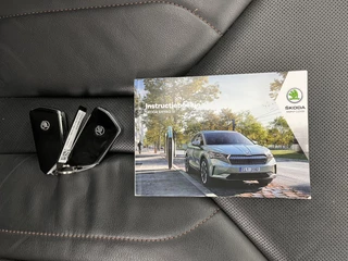 Škoda Enyaq iV Škoda Enyaq iV 80 Luxus [ 3-Fase ] (INCL-BTW) *PANO | LUXURY-LEATHER | HEAD-UP | ADAPTIVE-CRUISE | MEMORY-PACK | FULL-LED | DIGI-COCKPIT | BLIND-SPOT | NAVI-FULLMAP | KEYLESS | CAMERA | HEATED-SPORTSEATS | KEYLESS | 19