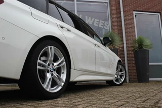 BMW 3 Serie ➡️ BMW 3-serie Touring 318i M Sport Corporate Lease | 1e eigenaar | M-pakket | LED | 18 inch | Camera | Trekhaak | NL auto | inc BTW | - afbeelding nr 49