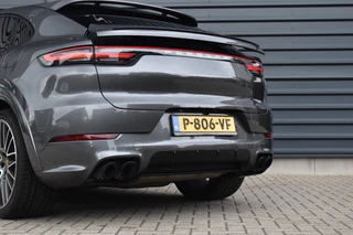 Porsche Cayenne Porsche Cayenne Coupé 3.0 E-Hybrid 462pk Sport Design | Panoramadak | 22'' Velgen | ACC | Head-Up | Bose | Sportchrono | Leder Dashbord | - afbeelding nr 46