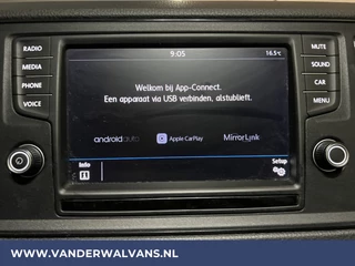 Volkswagen Crafter Volkswagen Crafter 2.0 TDI 140 pk L3H3 L2H2 Euro6 Airco | PDC | 3000kg trekvermogen | Apple Carplay Android Auto, Parkeersensoren, Bijrijdersbank, zilver - afbeelding nr 4