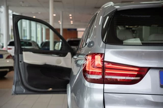 BMW X5 BMW X5 xDrive35i M-Sport High Executive|1ste Eig|Org NL|NAP|Soft-Close|Head Up|UNIEK|Dealer Onderhouden - afbeelding nr 6