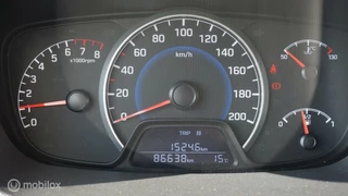 Hyundai i10 Hyundai i10 1.0i Comfort Navigatie | Cruise Control | Climate Controle - afbeelding nr 24