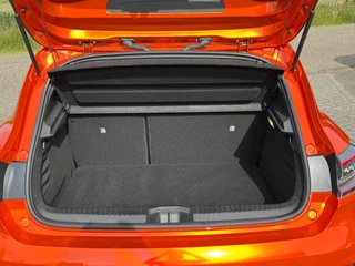 Renault Clio Renault Clio 1.0 TCe ECO-G 100 techno AUTOMAAT / CAMERA / NAVI / CARPLAY / ECC / ZGAN - afbeelding nr 37