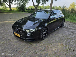 Mercedes-Benz A-Klasse Mercedes A-klasse AMG 35 MATIC+ Premium Plus - afbeelding nr 2
