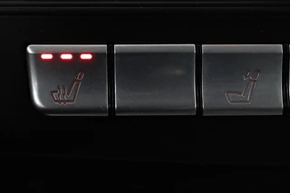 Mercedes-Benz E-Klasse Mercedes-Benz E-klasse 220 BlueTEC Avantgarde | Leder | Stoelverwarming |  Full LED | Park Assist | Navigatie | Camera | Climate control | Cruise control - afbeelding nr 7