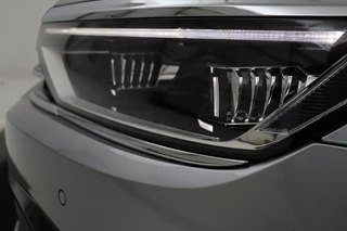 Volkswagen Passat Volkswagen Passat 1.4 TSI PHEV GTE Business | Trekhaak | Carplay |  Matrix LED | Adaptive cruise | Camera | Navigatie | Side Assist | Parkeerhulp - afbeelding nr 29