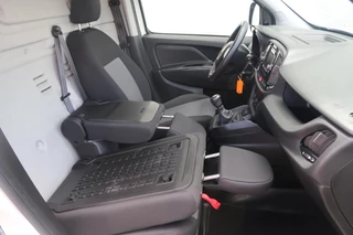 Fiat Doblò Fiat Doblò Cargo 1.6 MJ 105pk MARGE|NAVIGATIE|TREKHAAK|3-ZITS|CRUISECONTROL|BLUETOOTH|AIRCO - afbeelding nr 28