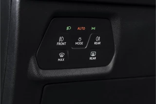 CUPRA Formentor | Dig. Cockpit | Adapt. Cruise | Stoel-+Stuurverw. | Elek. stoel met geheugen | PDC | Camera | NAV + App. Connect | ECC | LM 19
