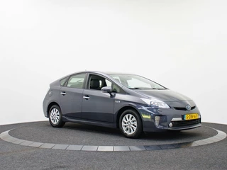 Toyota Prius Toyota Prius 1.8 Plug-in Executive Business | Leder | Navigatie | Camera - afbeelding nr 13